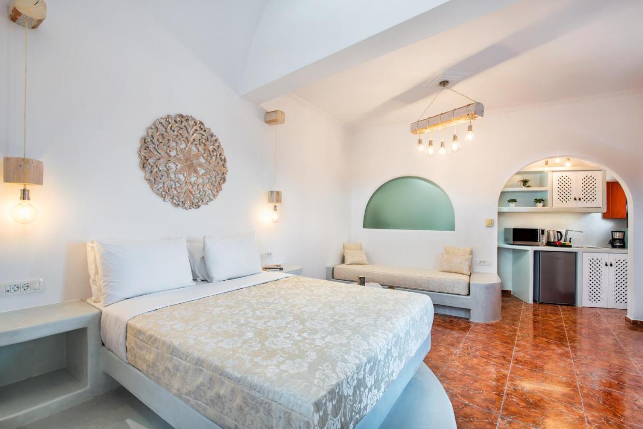 Nectarios Villa - Studios & Suites Adults Only Fira  Exteriör bild