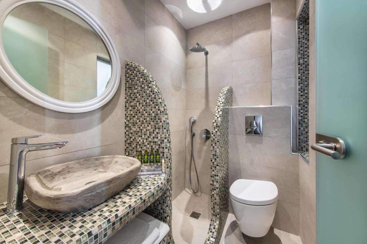 Nectarios Villa - Studios & Suites Adults Only Fira  Exteriör bild